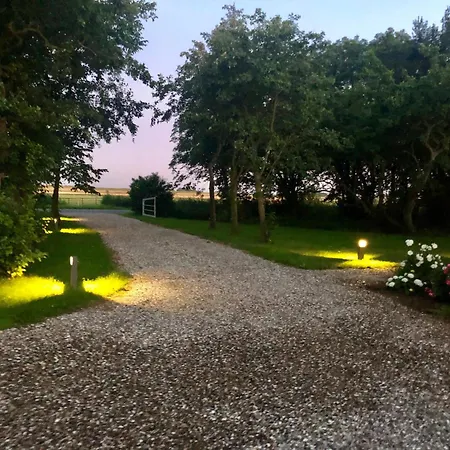 The Old Barn Anna Apartament *