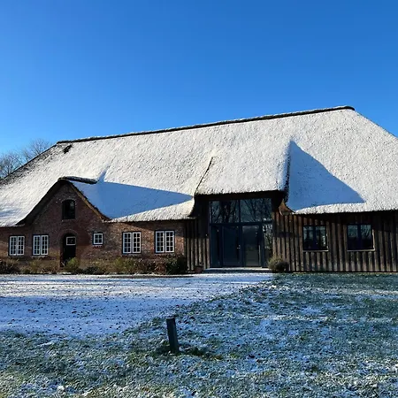 The Old Barn Anna Apartament